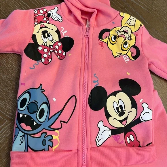 Girls Disney sweatsuit 🩷 - Picture 2 of 7